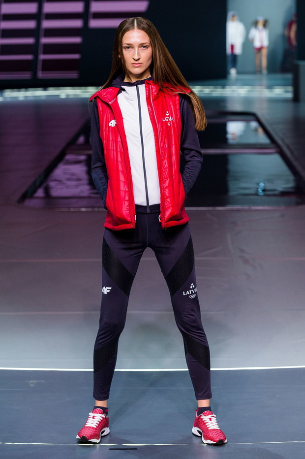 29_4F_160516_web_fot_Filip_Okopny_Fashion_Images