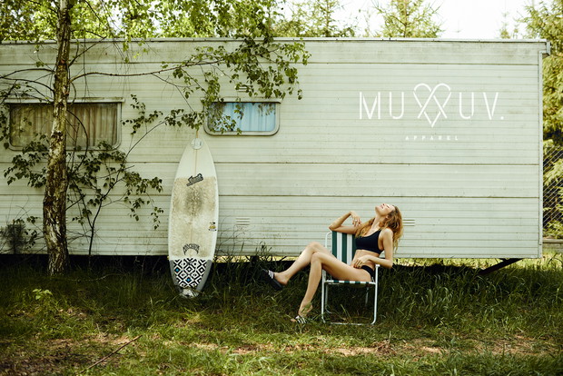 biustonosz_U_SWIM_199_zl__figi_U_SWIM_139_zl__1_