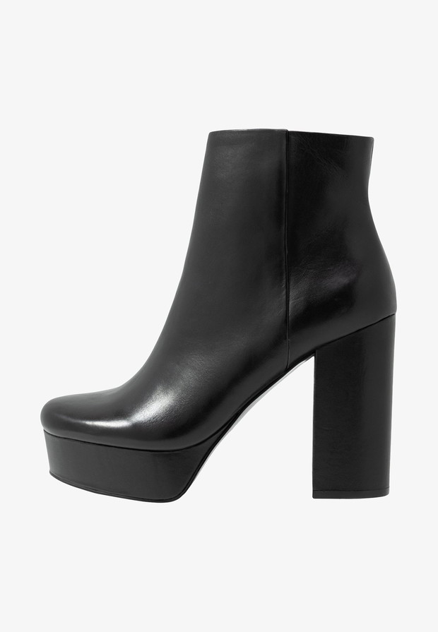 Botki Steve Madden na platformie 25% taniej