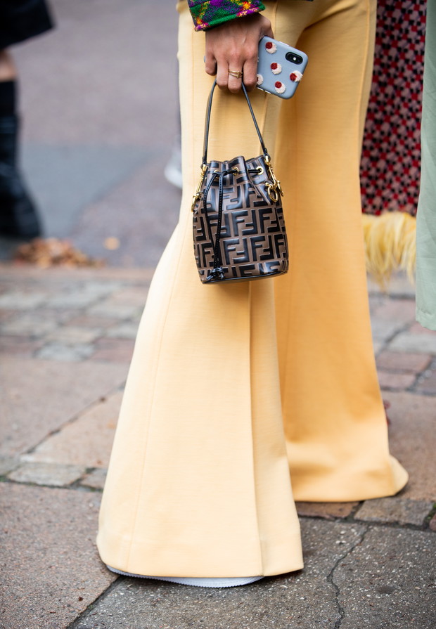 Modne torebki Black Friday 2019: trendy moda 2019