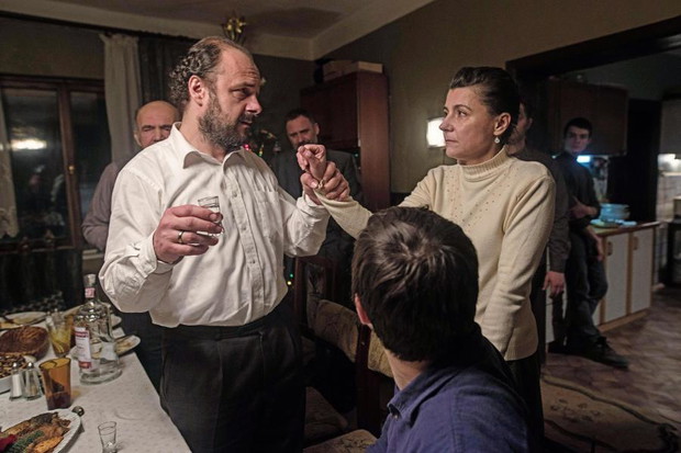 Cicha noc o czym jest film?