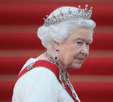 krolowa-elzbieta-w-maseczce4-7ecf6f3