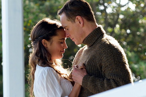 1280_the_light_between_oceans_alicia_vikander_michael_fassbender