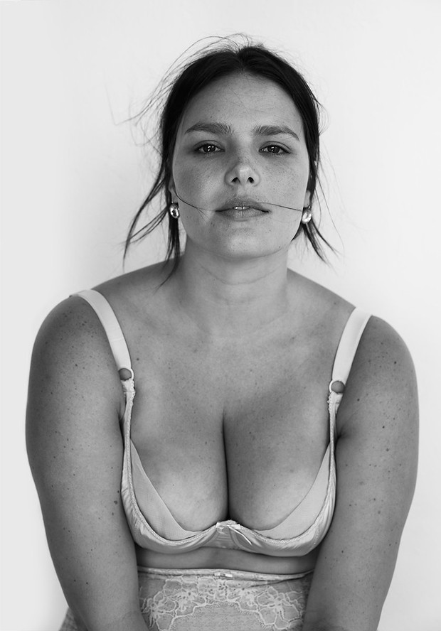 cass-bird-plus-size-lingerie-01