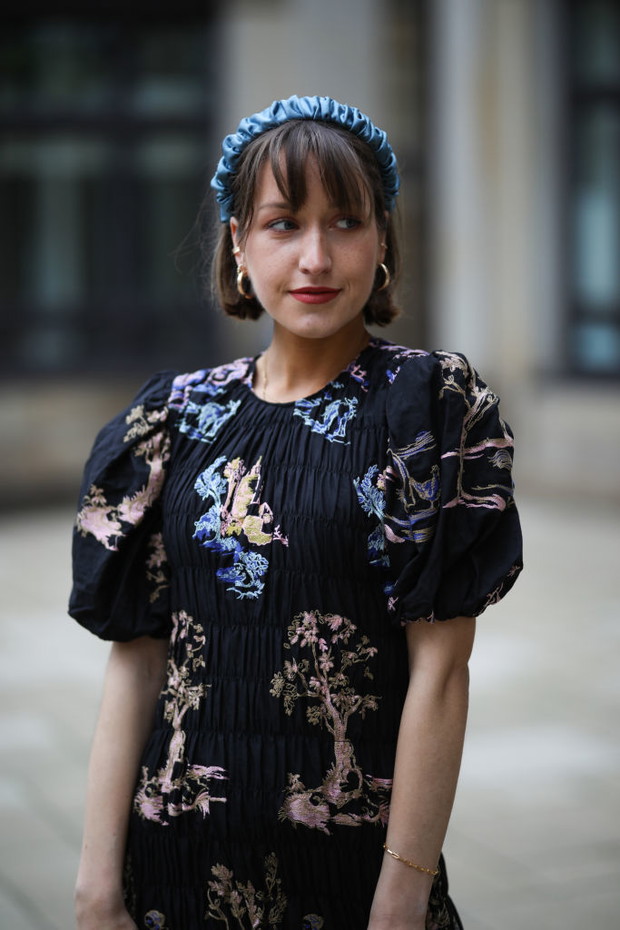 Modne ubrania z bufkami wiosna 2020: trendy moda na wiosnę