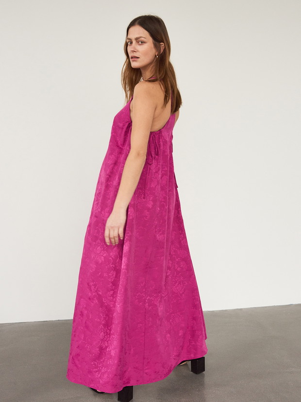 Nowa kolekcja Reserved dla mam wiosna 2020: trendy moda wiosna 2020