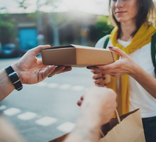 "Ludzie! Sięgnijcie po rozum do głowy" - ważny apel kurierki, który powinien otworzyć wszystkim oczy