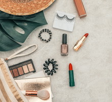 Rossmann wraca z promocją -55 proc. na kosmetyki do makijażu: wiemy od kiedy nowa promocja w Rossmannie