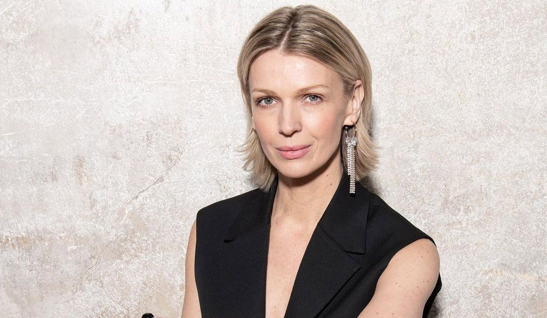 52e5e24c4b4d646fcb9026366c70f44c2802b57d-30958d9