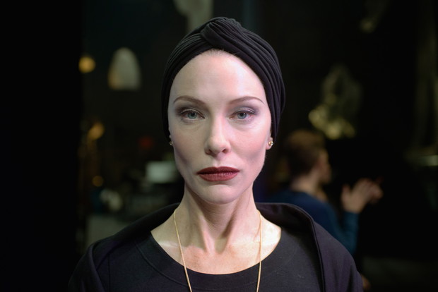 Cate Blanchett w filmie Manifesto