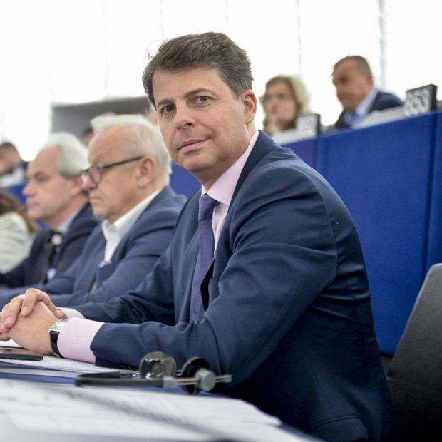 Mirosław Piotrowski