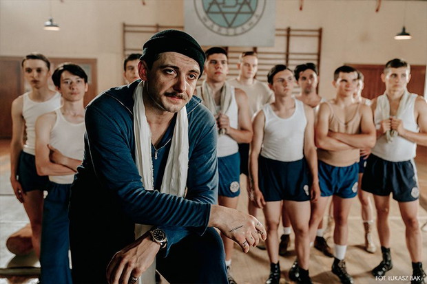 Serial „Król” – kiedy i gdzie oglądać nowy serial Canal Plus? Obsada, zdjęcia, zwiastun