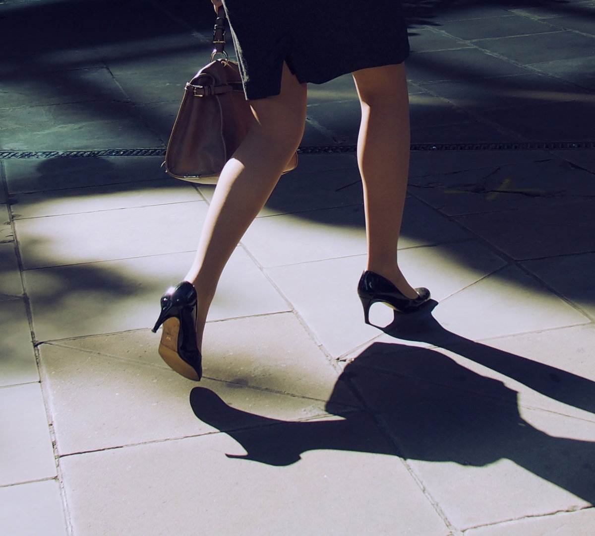 Płaskie buty w pracy