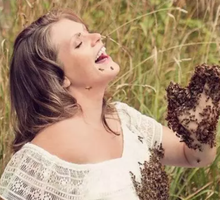 sesja-z-rojem-pszczol-d10a319