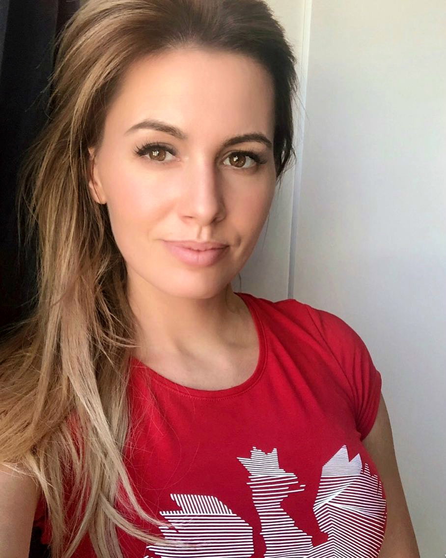 Siostry Godlewskie sprofanowały hymn Polski