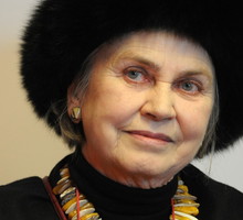 Barbara Piasecka-Johnson od pokojówki do miliarderki. Poznaj nieznaną historię Polki, która podbiła USA