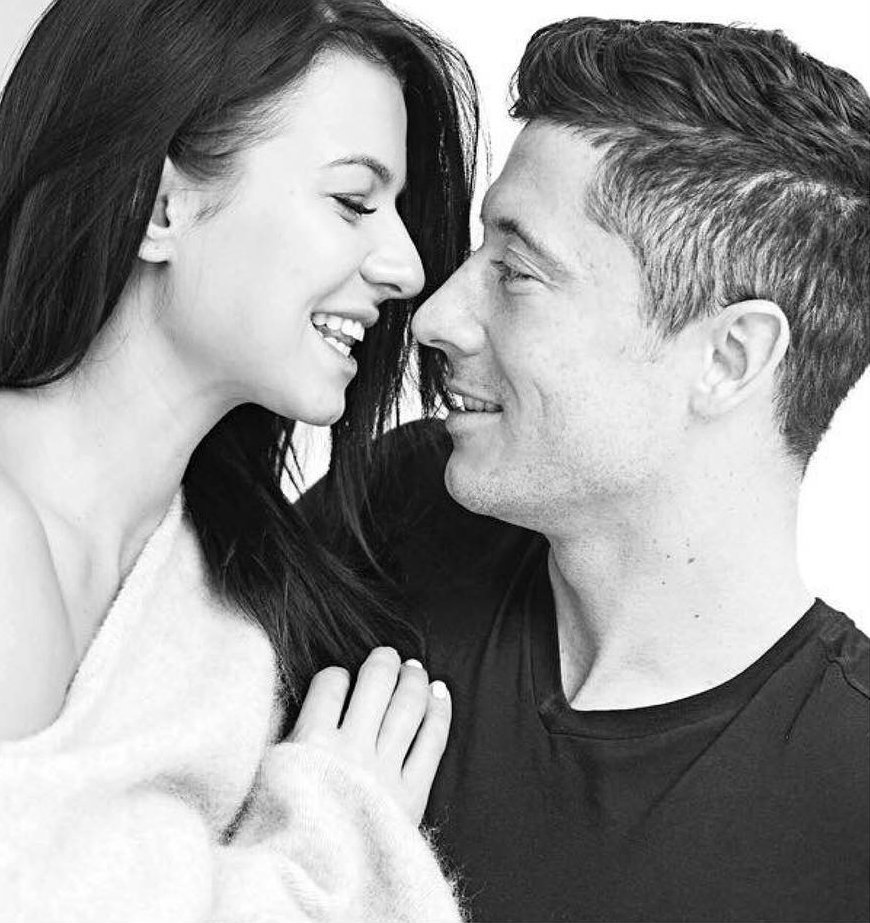 Anna i Robert Lewandowscy zostali rodzicami