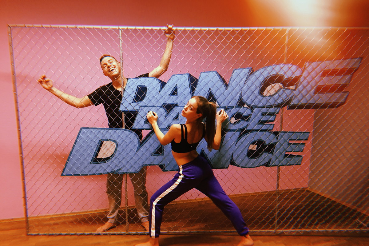 Uczestnicy "Dance, Dance, Dance"