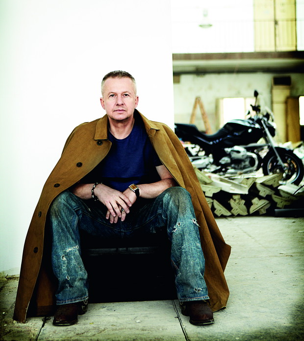 Bogusław Linda w sesji do Gali (2010)