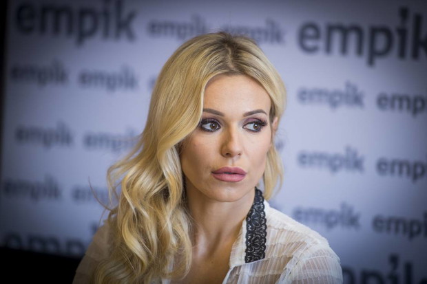 Doda vs. Agnieszka Woźniak-Starak: Jest w wyrok w sprawie o uszkodzenie paznokcia!