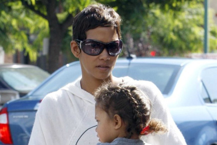 HALLE BERRY Walka o opiekę nad córką