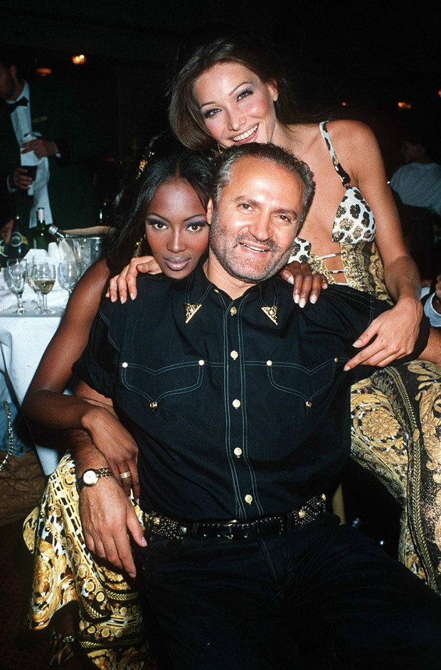 Gianni Versace, Carla Bruni i Naomi Campbell