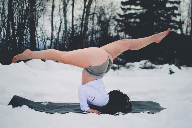 Gypsyyogalove uczy akceptacji swojego ciała