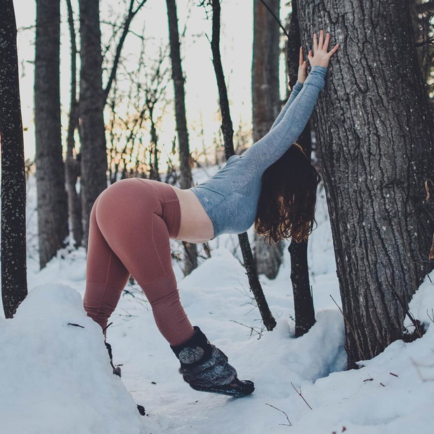 Gypsyyogalove uczy akceptacji swojego ciała