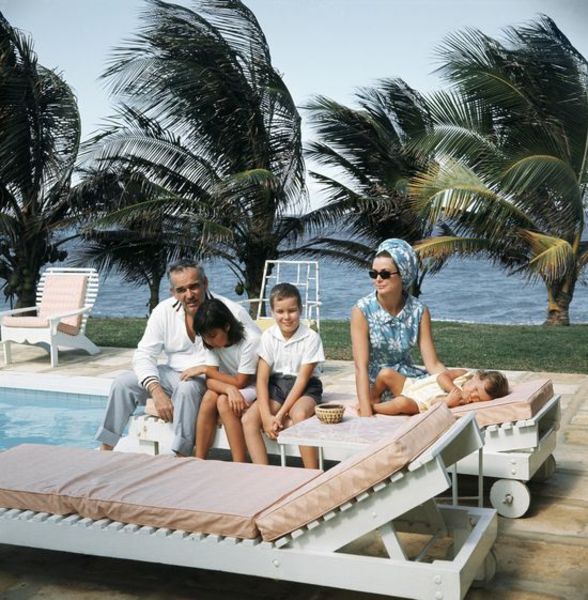 Styczeń 1967 roku. Grace Kelly i książę Rainier odpoczywali z trójką swoich maluchów na Jamajce.