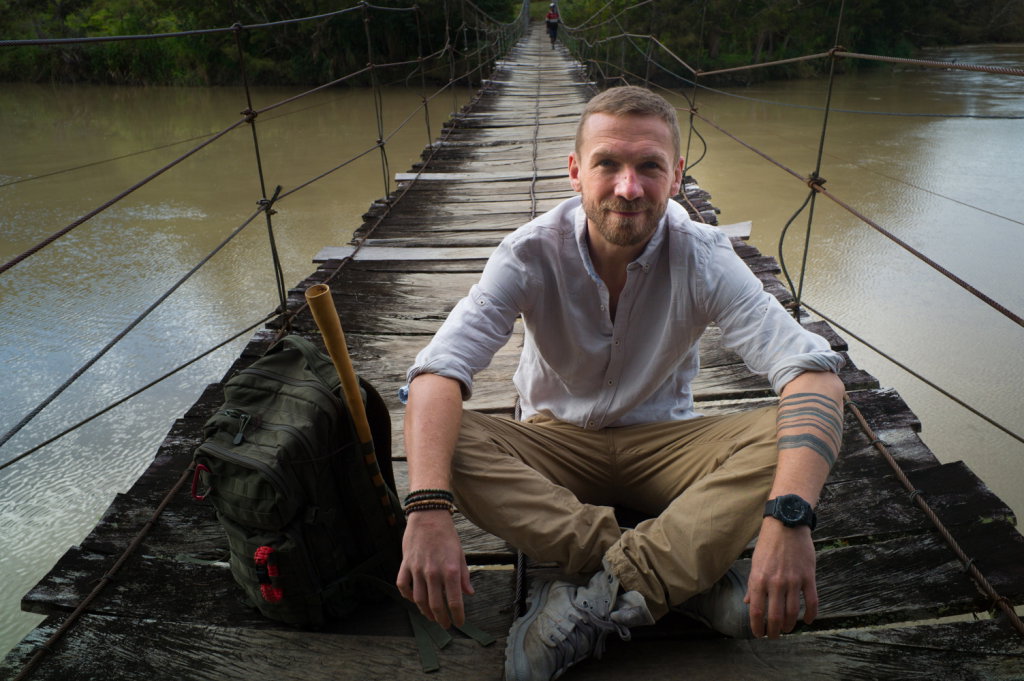 Kim jest Przemek Kossakowski prywatnie?