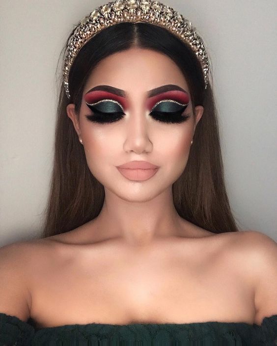 Nie przesadzaj ze stylizacją brwi