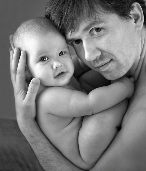 „Chcę założyć rodzinę z nową partnerką i mieć dzieci. Najlepiej trójkę. Stać mnie na to. Jestem taką niepracującą żoną”.