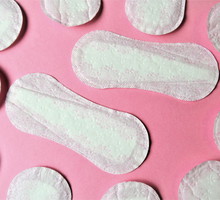 Women´s sanitary pad for menstrual protection