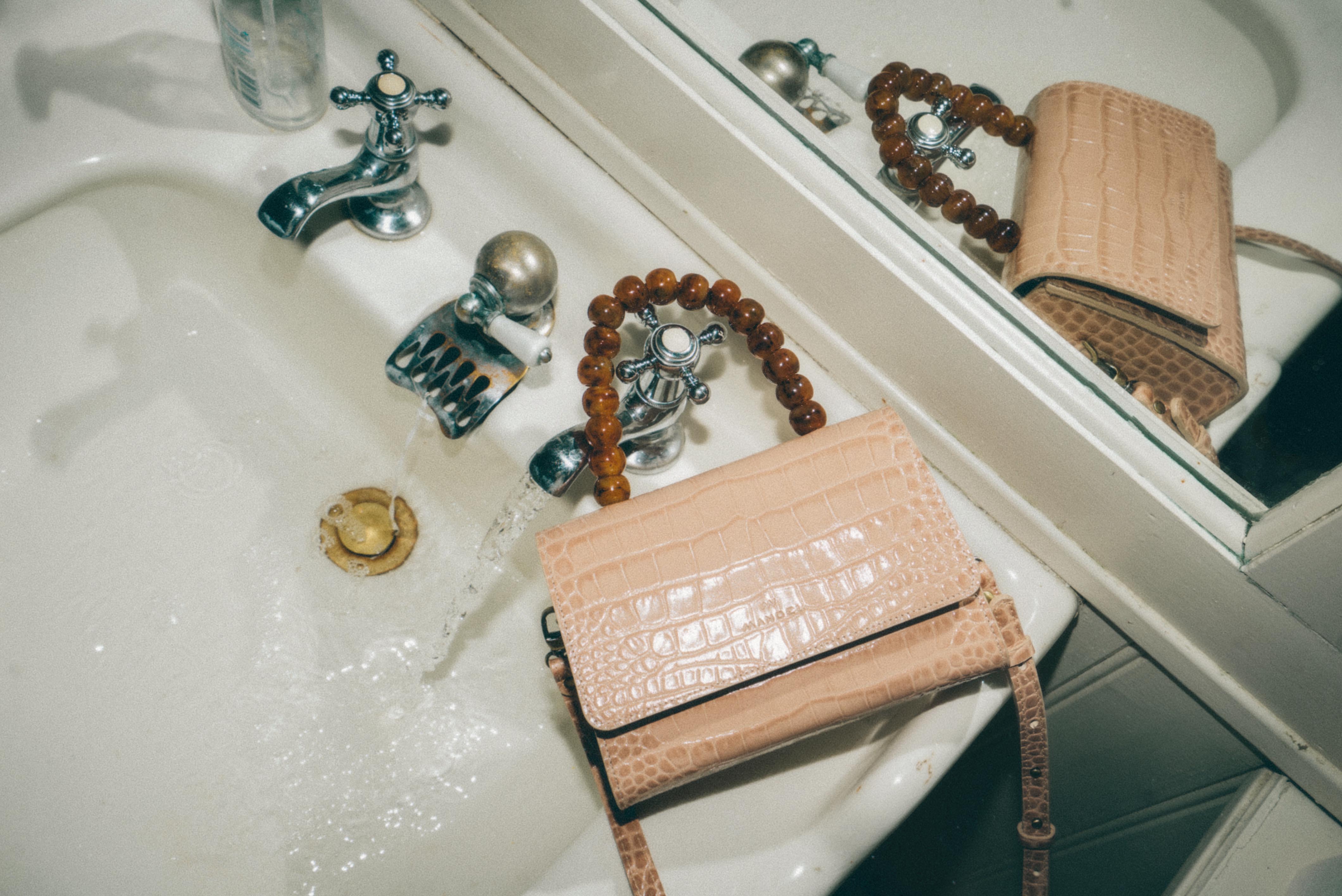 modne-torebki-damskie-czy-musza-byc-czarne-05f831d