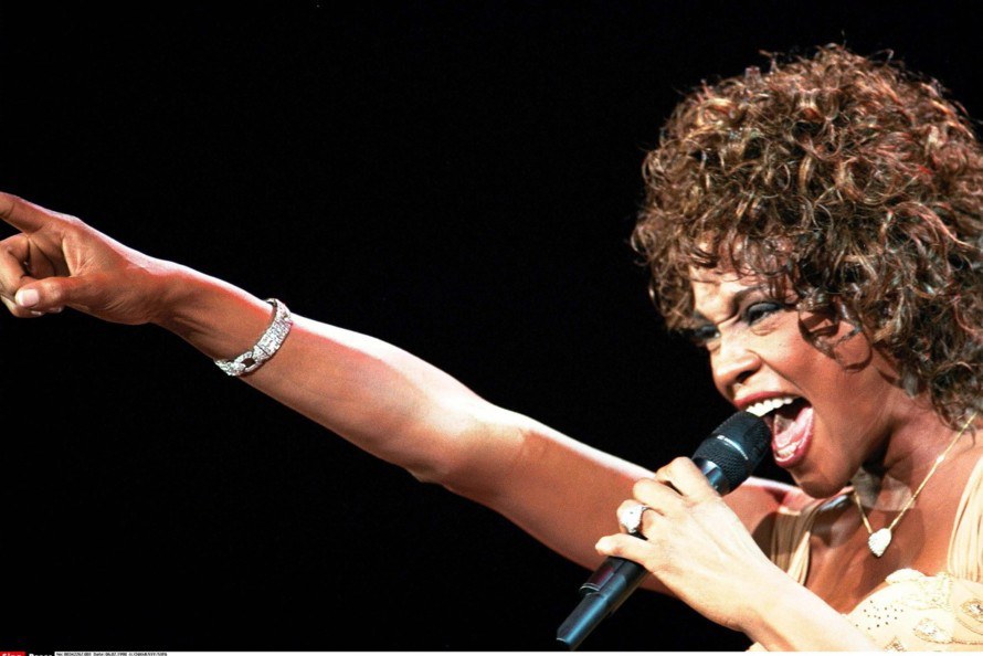 Whitney Houston dziś obchodziłaby 53 urodziny. Jej śmierć do tej pory skrywa wiele tajemnic