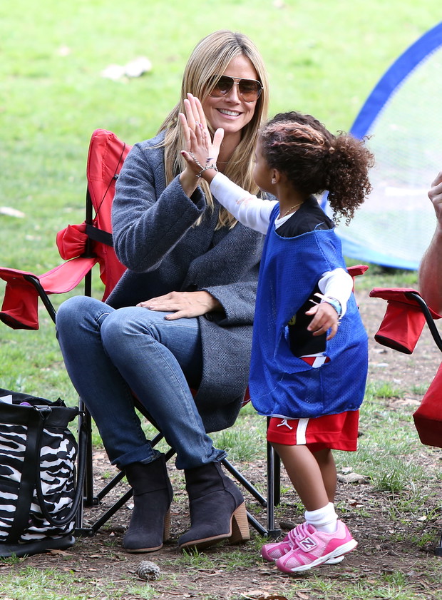 All-ONS_1496685-Heidi_Klum_Lou_Soulola