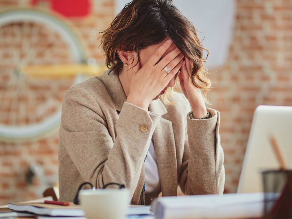 załamana kobieta