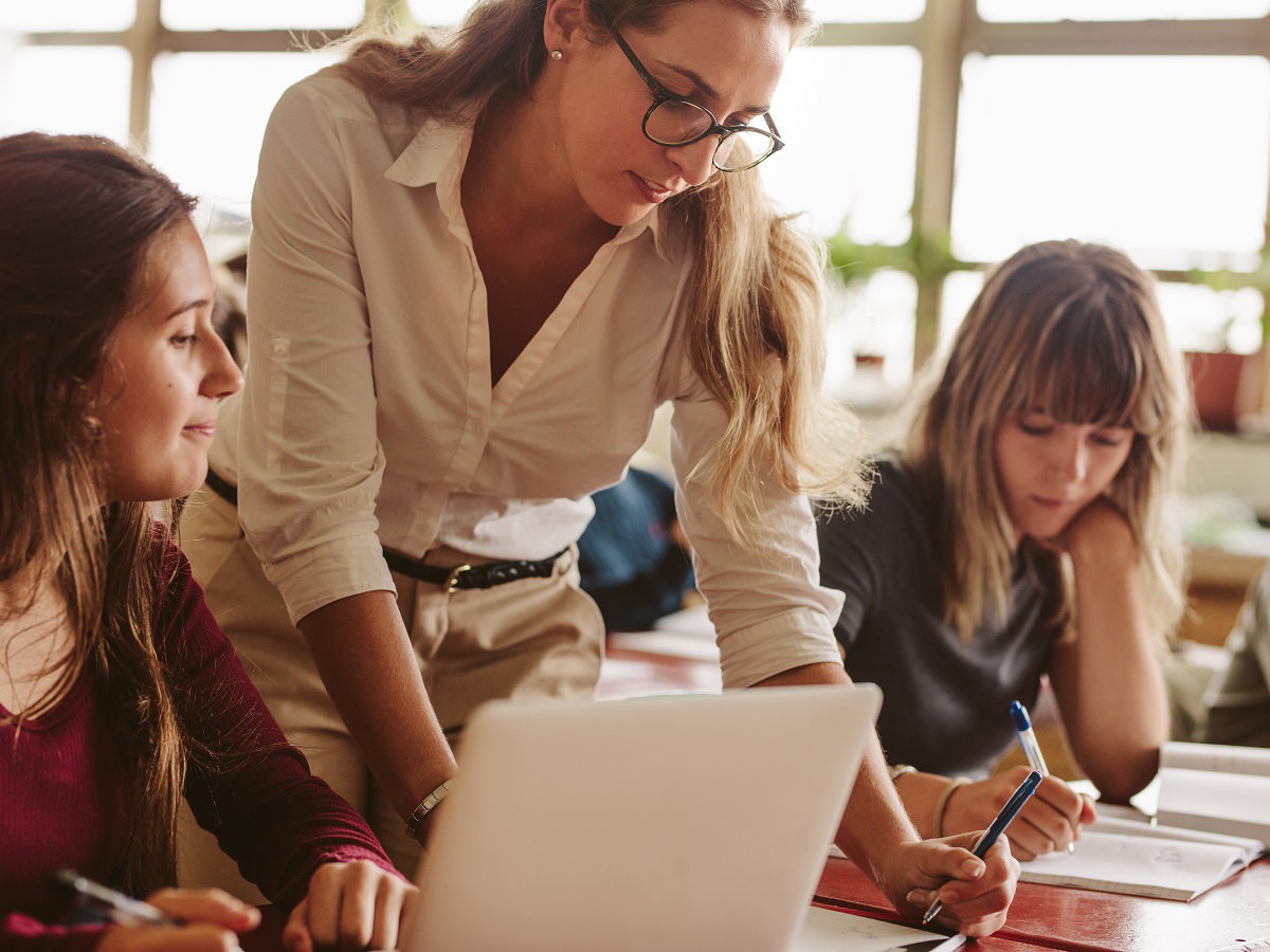 kobieta ktora skłamała w cv