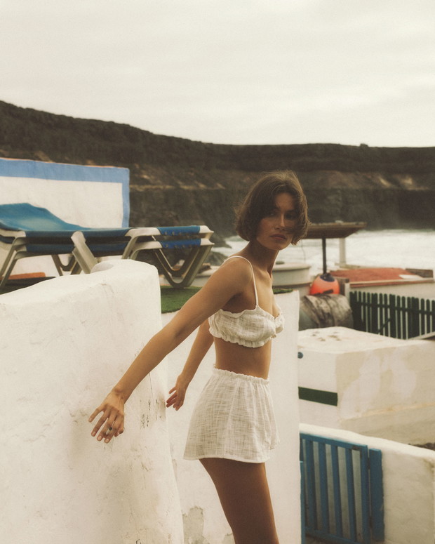 Nowa kampania Undress Code SS22 Stealing Beauty to złoto! Chcemy wszystko z tej kolekcji plus bilet w daleką podróż