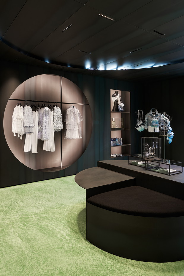 Sezonowy butik Chanel