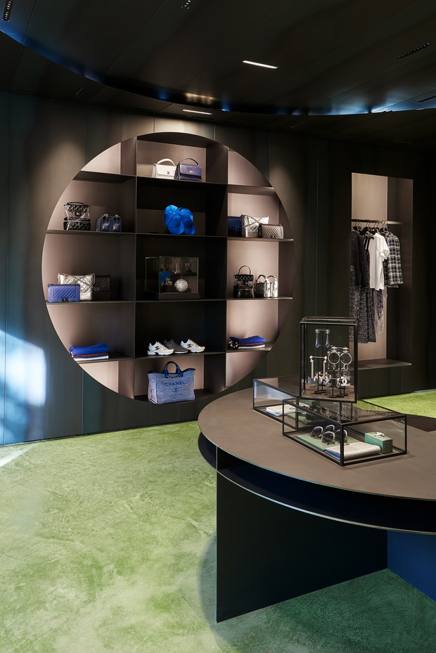 Sezonowy butik Chanel