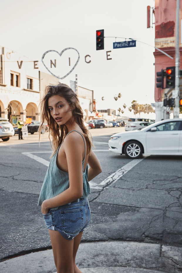 Sukienki na lato kolekcja letnia The Odder Side