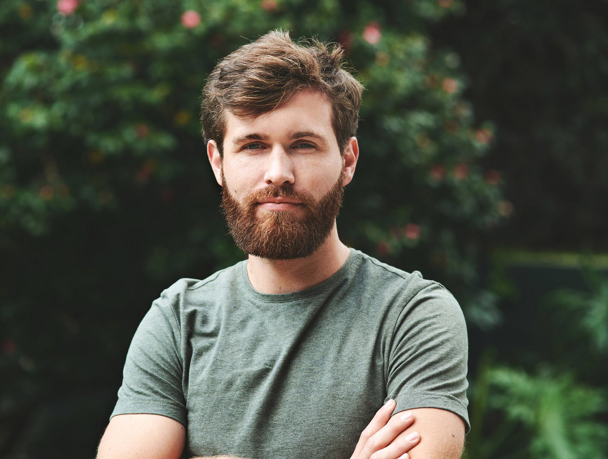 mężczyzna przestraszył się osiłka