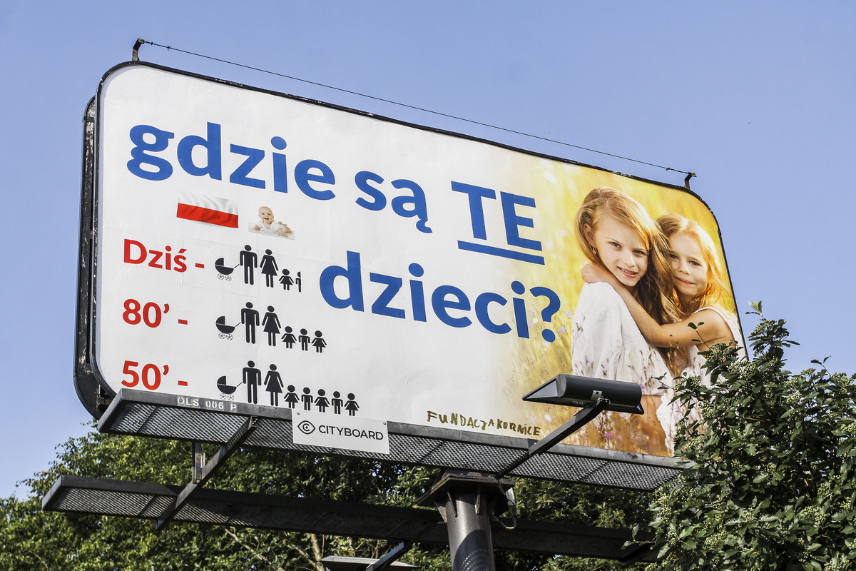 "Gdzie są TE dzieci" - billboard z kampanii