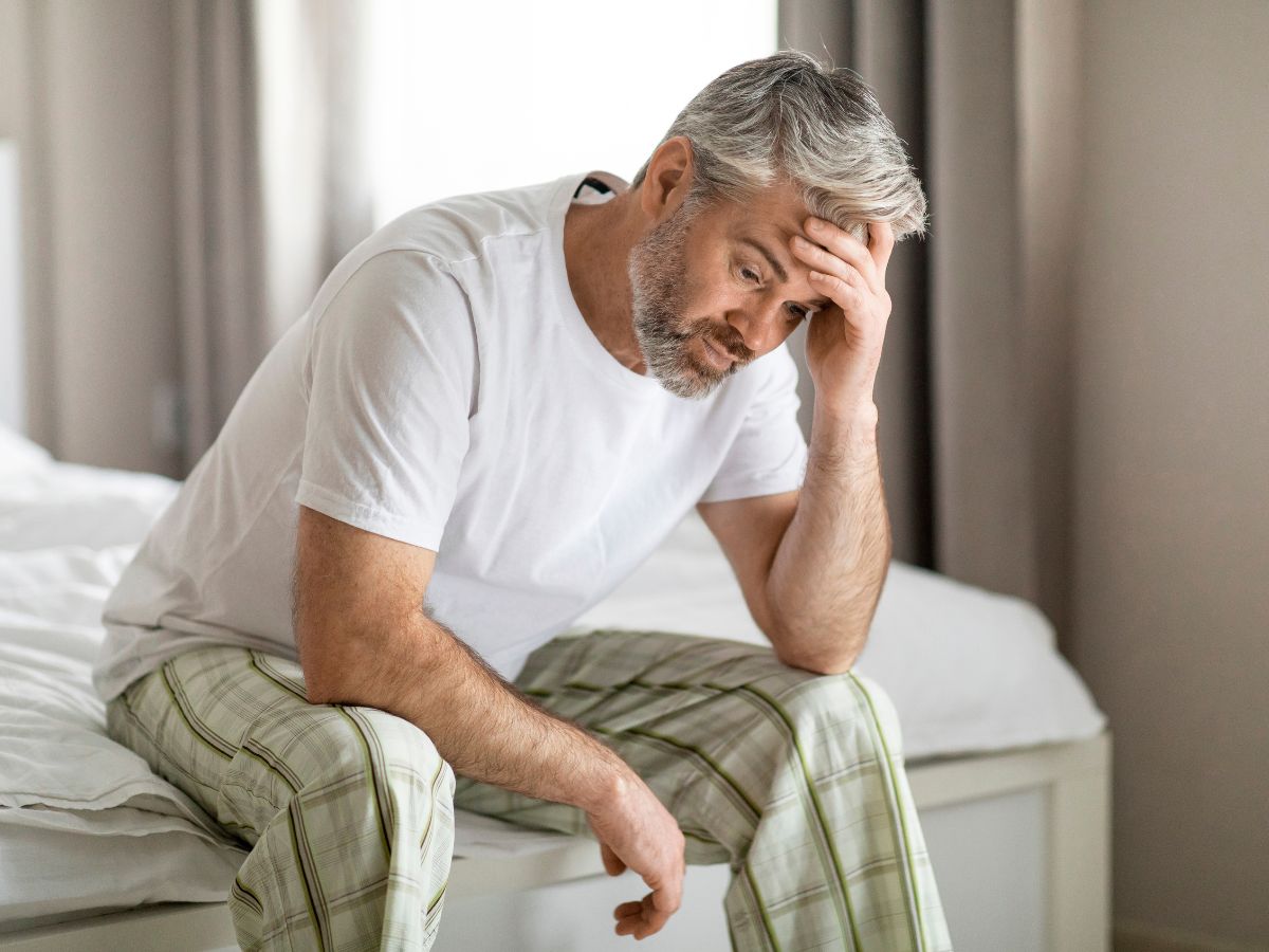 mężczyzna ma problemy w rodzinie