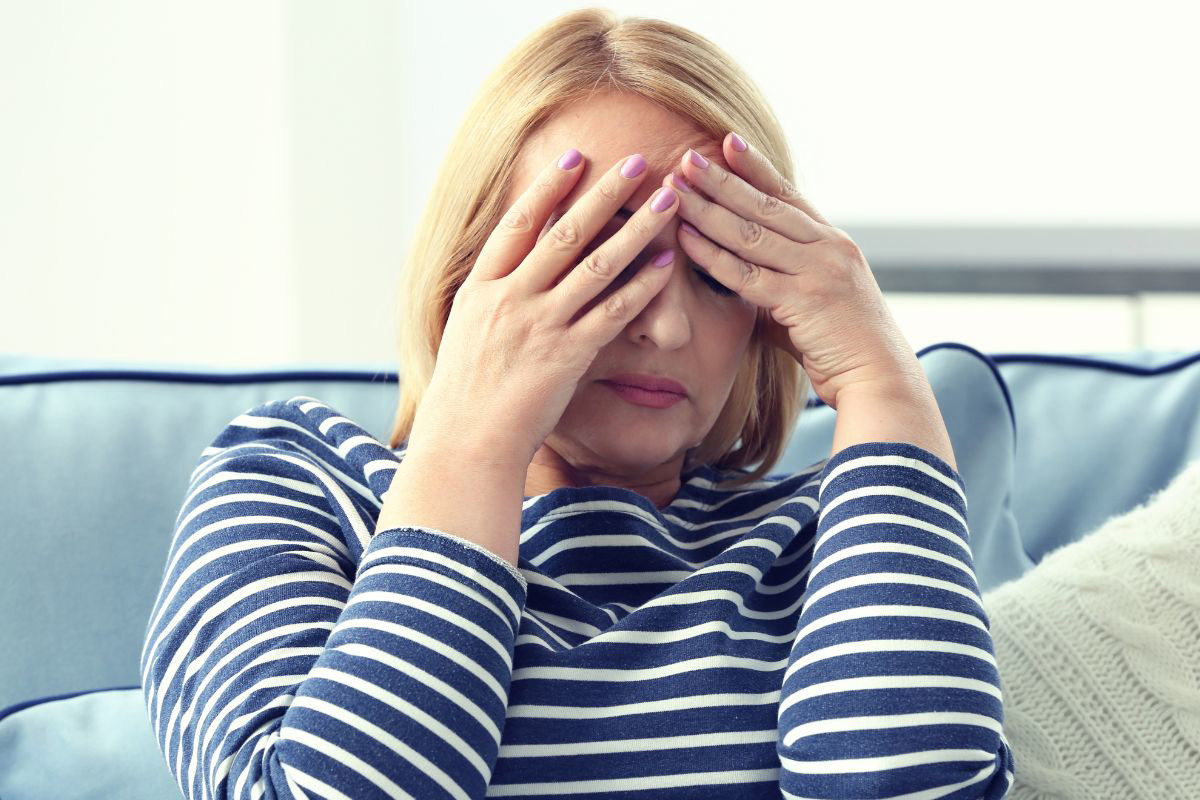 smutna kobieta