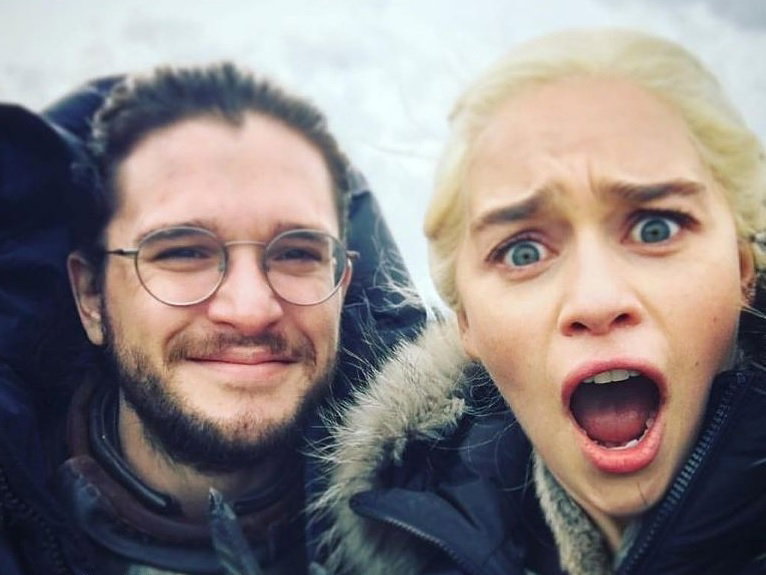 Kit Harington i Emilia Clarke