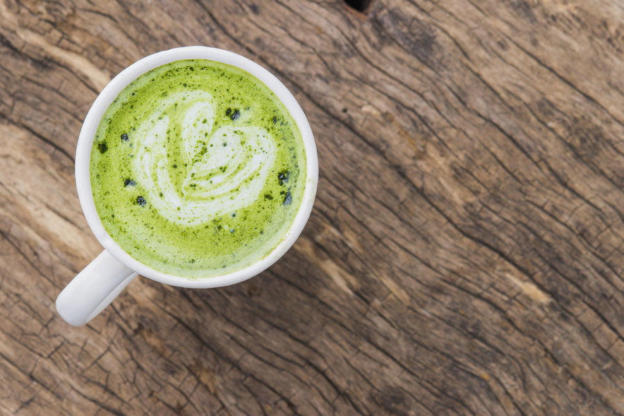 Picie zielonej herbaty utrudnia zajście w ciążę?