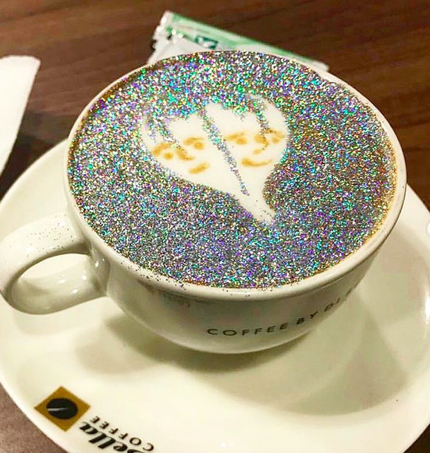 Brokatowe cappuccino -