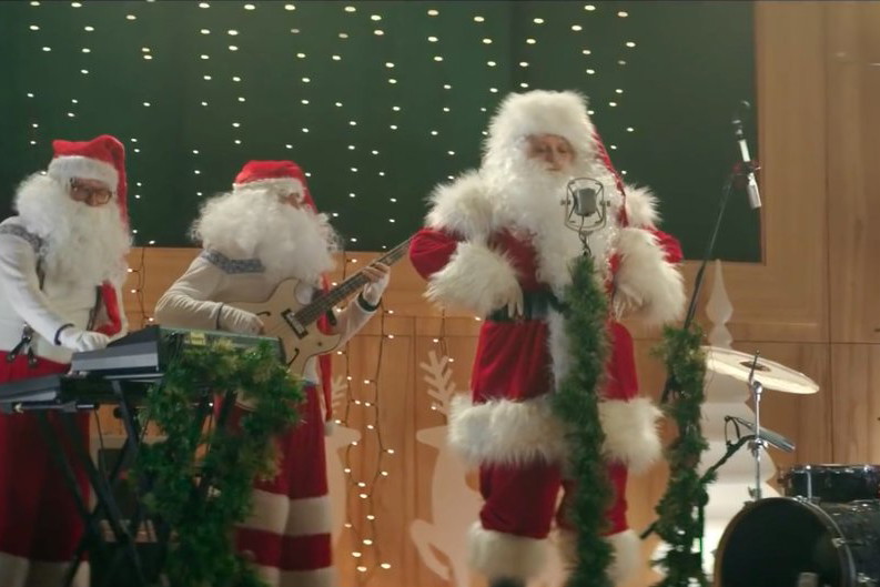 Nosowska w świątecznej reklamie Coca Coli